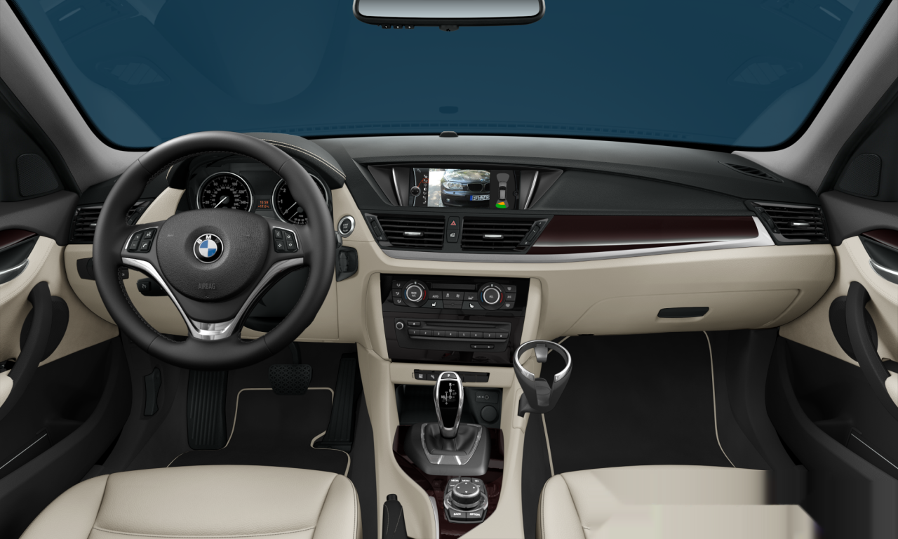 Interior of 2014 BMW X1 xDrive28i (E84), VIN WBAVL1C53FVY32063