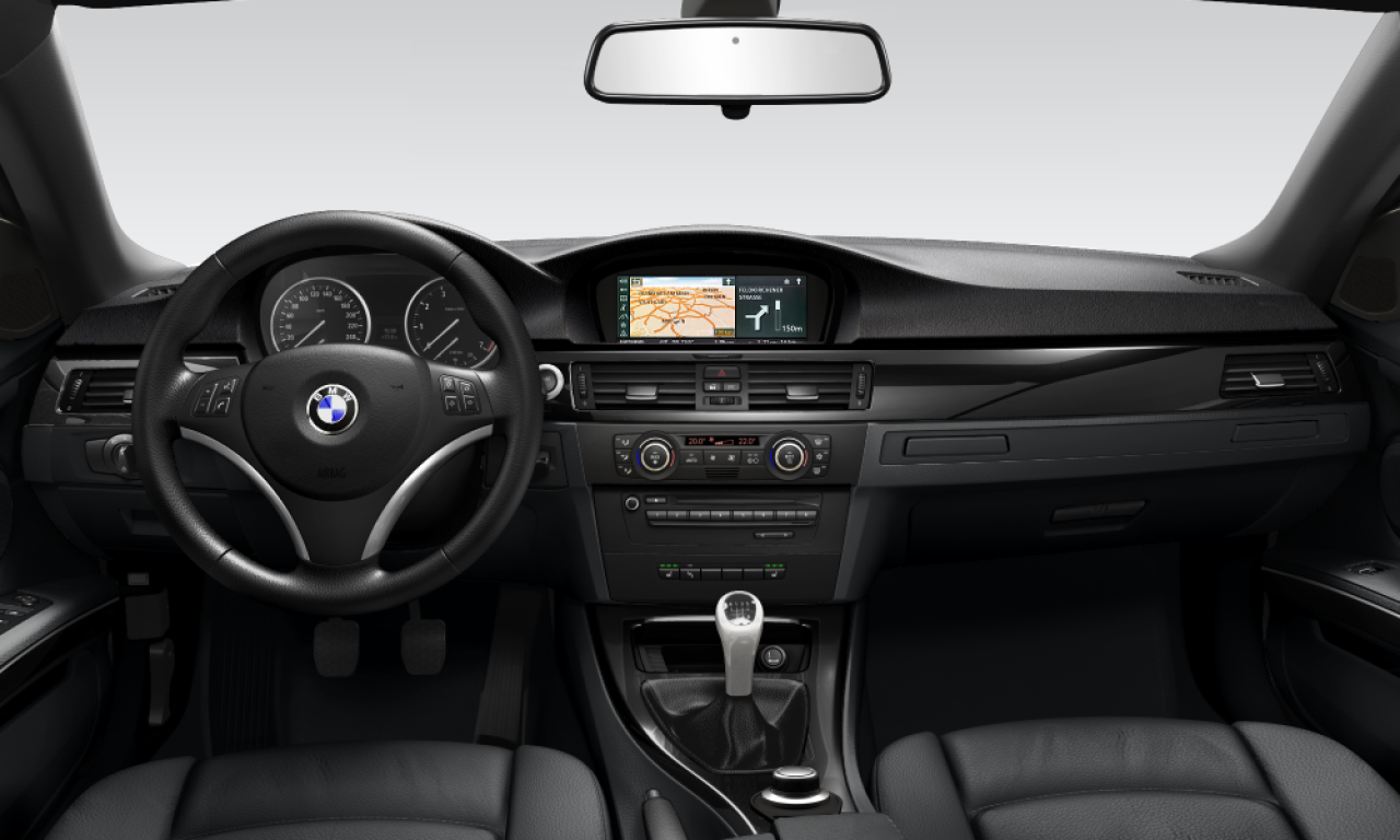 Interior of 2007 BMW 325i (E93), VIN WBAWN31070PR38285