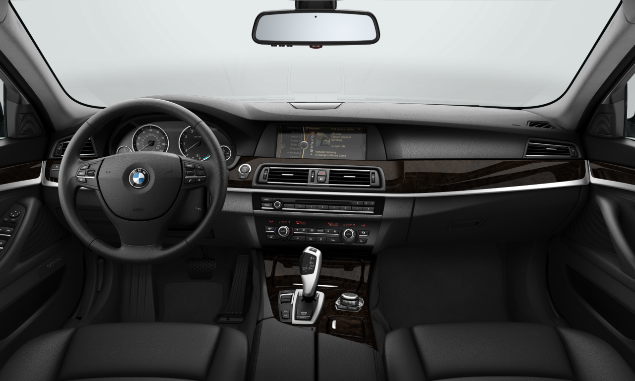 Interior of BMW 528i xDrive (F10), VIN WBAXH5C57CDW07910