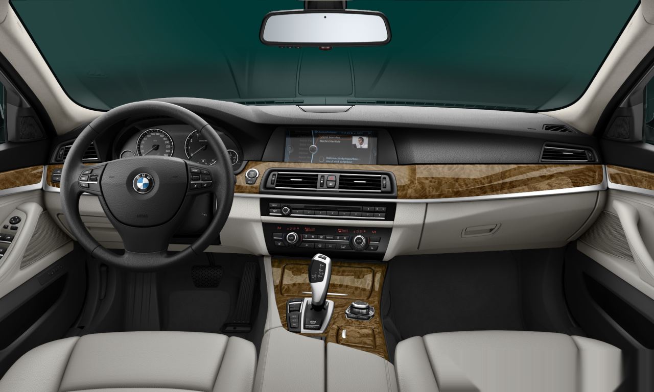 Interior of BMW 528i xDrive (F10), VIN WBAXH5C5XDDW14206