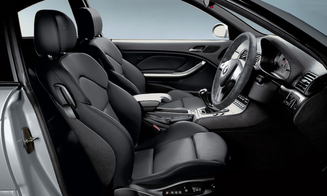 Interior of 2004 BMW M3 (E46 (2)), VIN WBSBL92090JR09651