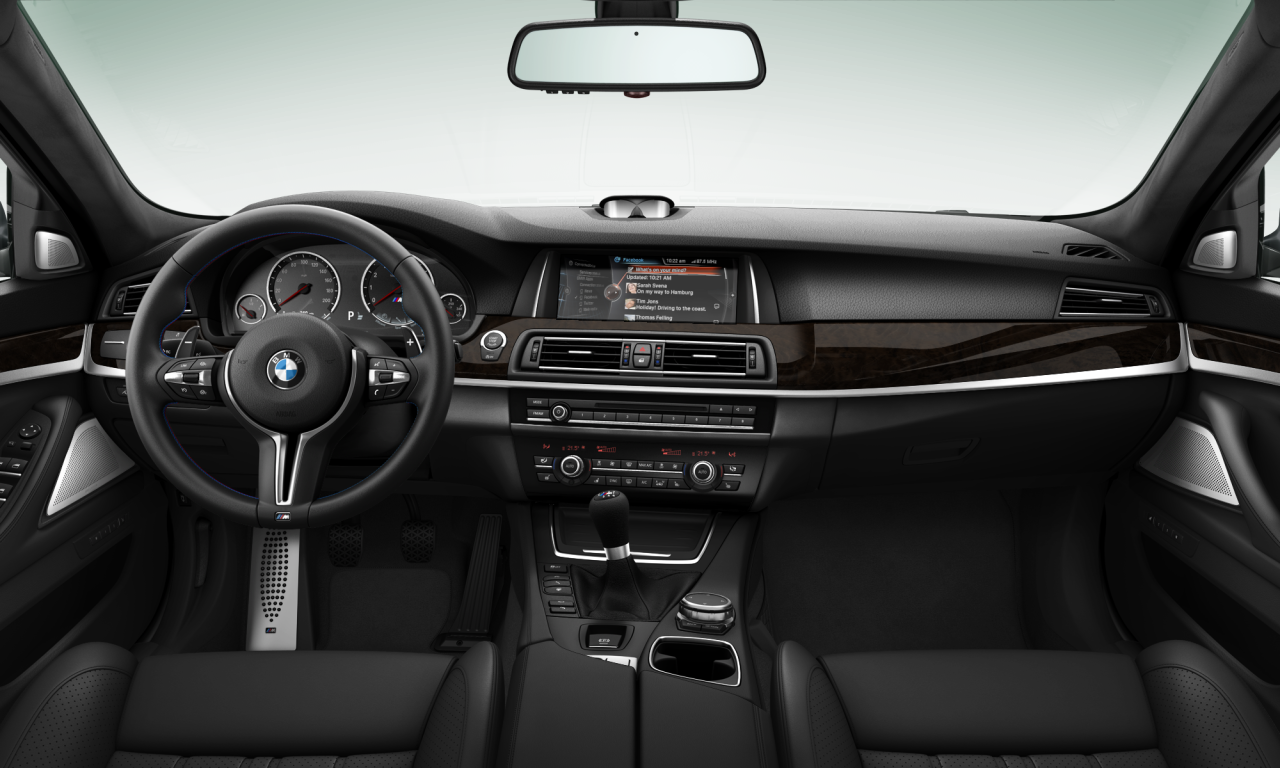 Interior of 2013 BMW M5 (F10 (M5)), VIN WBSFV9C55DC772885
