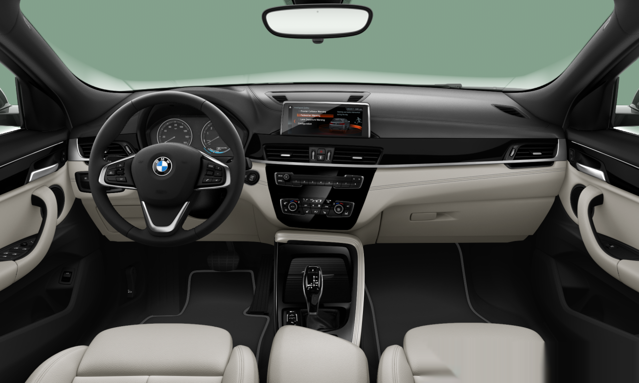 Interior of BMW X2 xDrive28i (F39), VIN WBXYJ1C08N5T83068