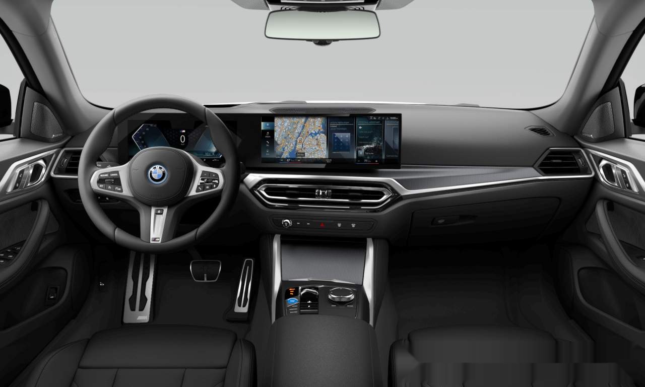 Interior of BMW i4 eDrive40 (Gran Coupe (5 Doors)), VIN WBY73AW0XPFR25278