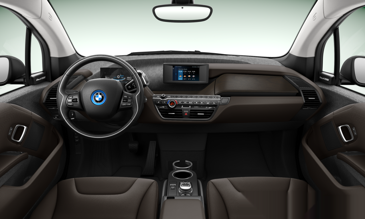 Interior of 2000 BMW i3 120 (I01 (MUE)), VIN WBY8P210107K78386